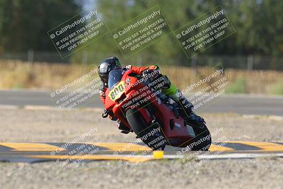 media/Oct-07-2023-CVMA (Sat) [[f84d08e330]]/Race 12 Amateur Supersport Open/